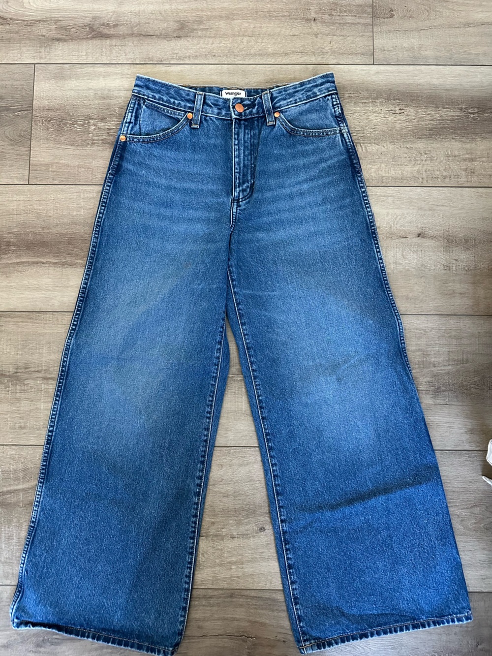 Wrangler Women’s Wide Leg Jeans